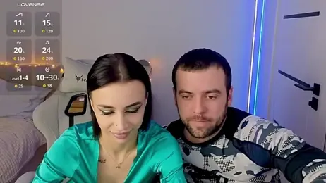 AdeleLaCr0ix webcam stripchat model stream image