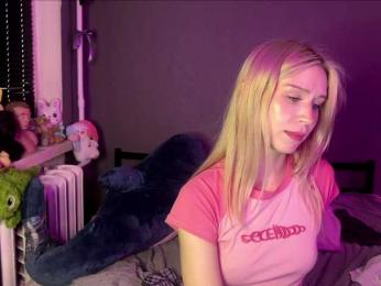 sexycute18 webcam model stream image