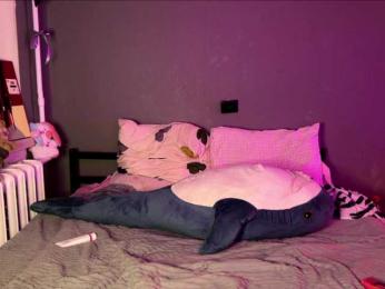 sexycute18 webcam model stream image