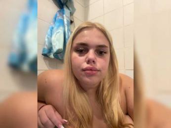 VXXETU webcam bongacams model stream image