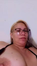 Kathy_pee webcam cam4 model stream image