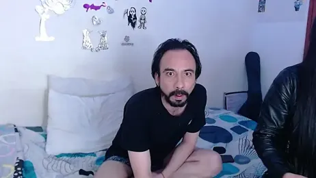 Isis_Robert webcam model stream image