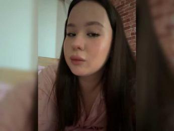Kamillamrr webcam model stream image