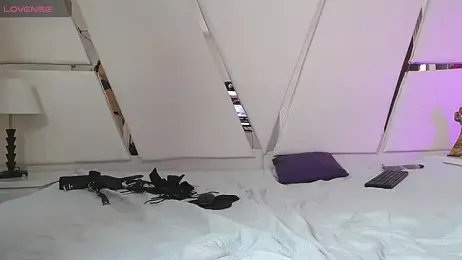 oblivionlove webcam model stream image