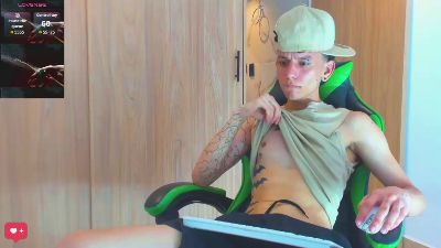 Hardin_bat777 webcam cam4 model stream image