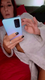 Missclea webcam model stream image