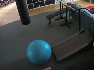 voyeurcam-julmodels-living-5 webcam model stream image