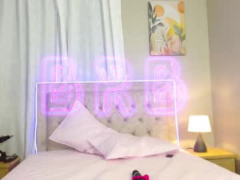 thechicanextdoor webcam model stream image