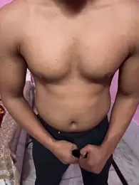 Muscularr webcam model stream image