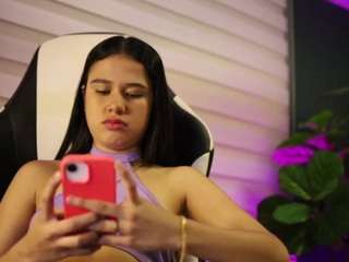 danaa-rouse webcam camsoda model stream image