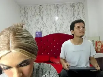 Alejandra_and_James_ webcam model stream image