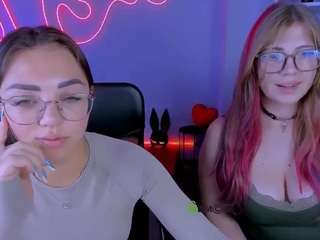 alison-lay webcam model stream image