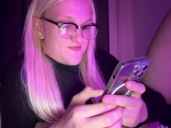 tiffany2005 webcam model stream image