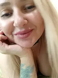 LadyLolyPop_ webcam model stream image