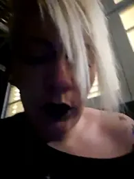 PinkTheHawk webcam model stream image