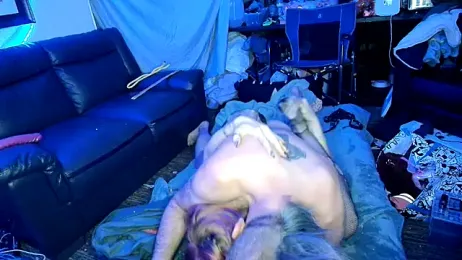 Longdongsilver_323 webcam model stream image