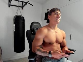 Steve Coopeer webcam model stream image