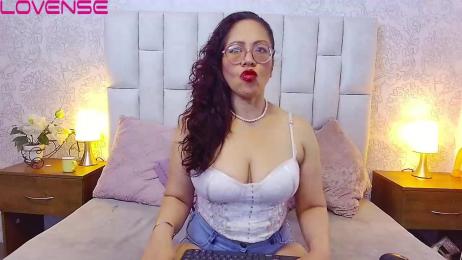 PaulaDreams webcam model stream image
