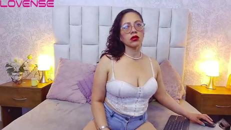 PaulaDreams webcam camscom model stream image