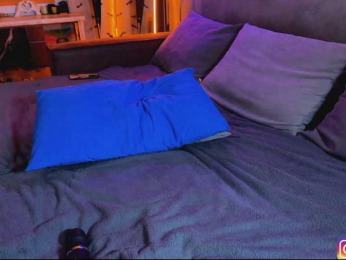 Na-izi webcam model stream image