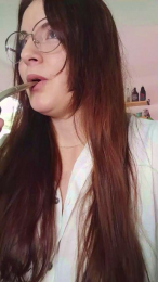 Peque_Kathe webcam model stream image