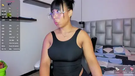 KarlieMoore webcam model stream image