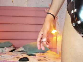 maxim_walker webcam model stream image