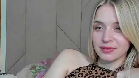 Touch_me webcam model stream image