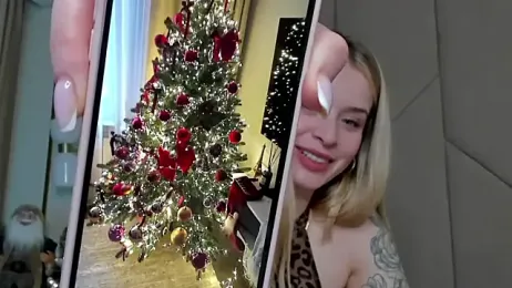 Touch_me webcam model stream image