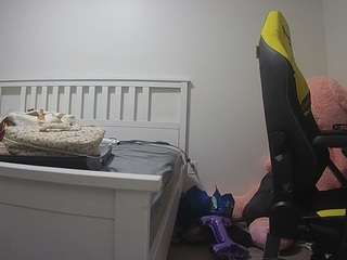 voyeurcam-sexy-little-ana-01 webcam model stream image