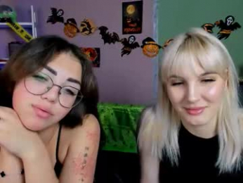 luna_blooming webcam chaturbate model stream image