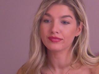 Ova Parlow webcam model stream image