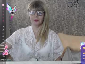 1an_unforgettable_woman_ webcam model stream image