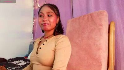 Siara_bonny webcam model stream image