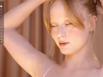 cute_shine webcam model stream image