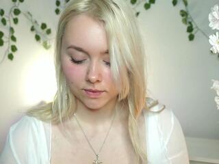 Edyth Aven webcam model stream image