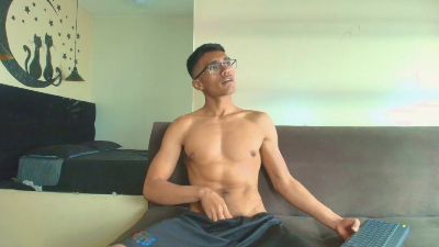 RyannFox_ webcam model stream image