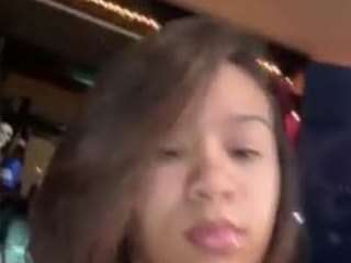 drokkk webcam model stream image