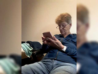 Reife-dame webcam model stream image