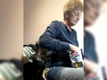 Reife-dame webcam model stream image