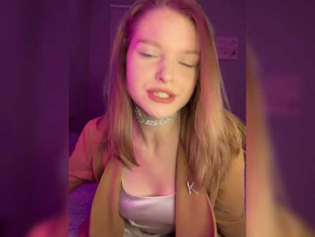 AliciaTroupe webcam model stream image