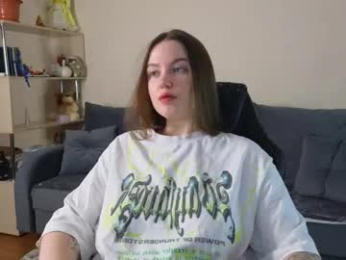 cute_junk webcam model stream image