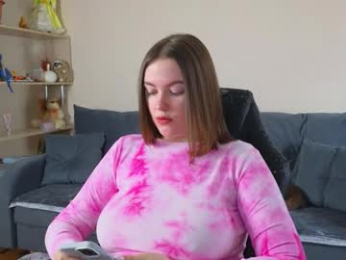 cute_junk webcam model stream image