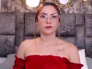 saraaalvarexz webcam model stream image