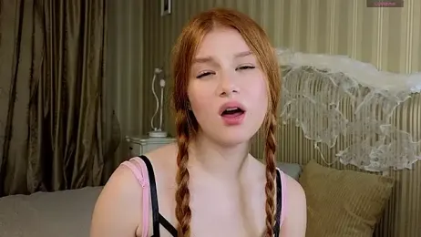 Juuulia_ webcam model stream image