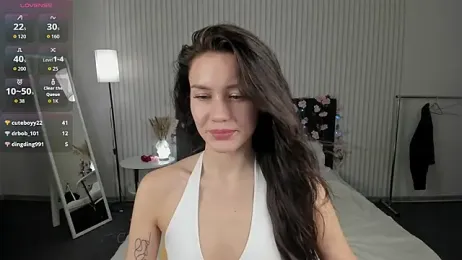 Aria_Mila webcam model stream image