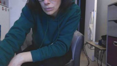 HAIRYCHIENNE webcam model stream image