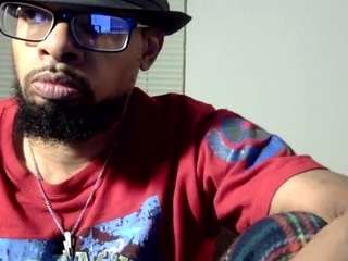 llmywood webcam model stream image