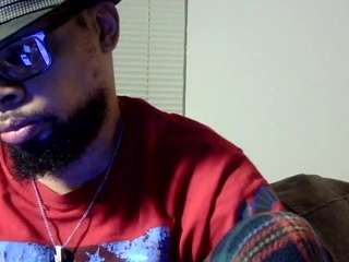 llmywood webcam model stream image