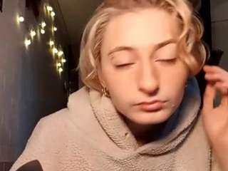 deirdredriever webcam model stream image